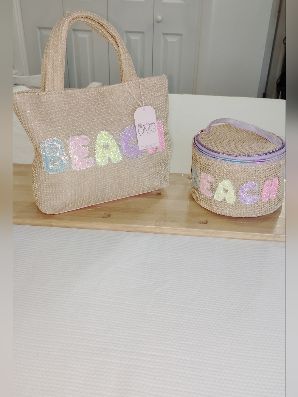 SET Miss Gwen's OMG Accessories Beach Straw + Round Glam Bag